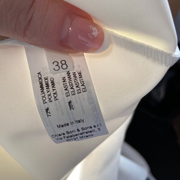 NWT Chiara Boni La Petite Robe Gosia One-Shoulder Gown in White Size 2 - Picture 7 of 13